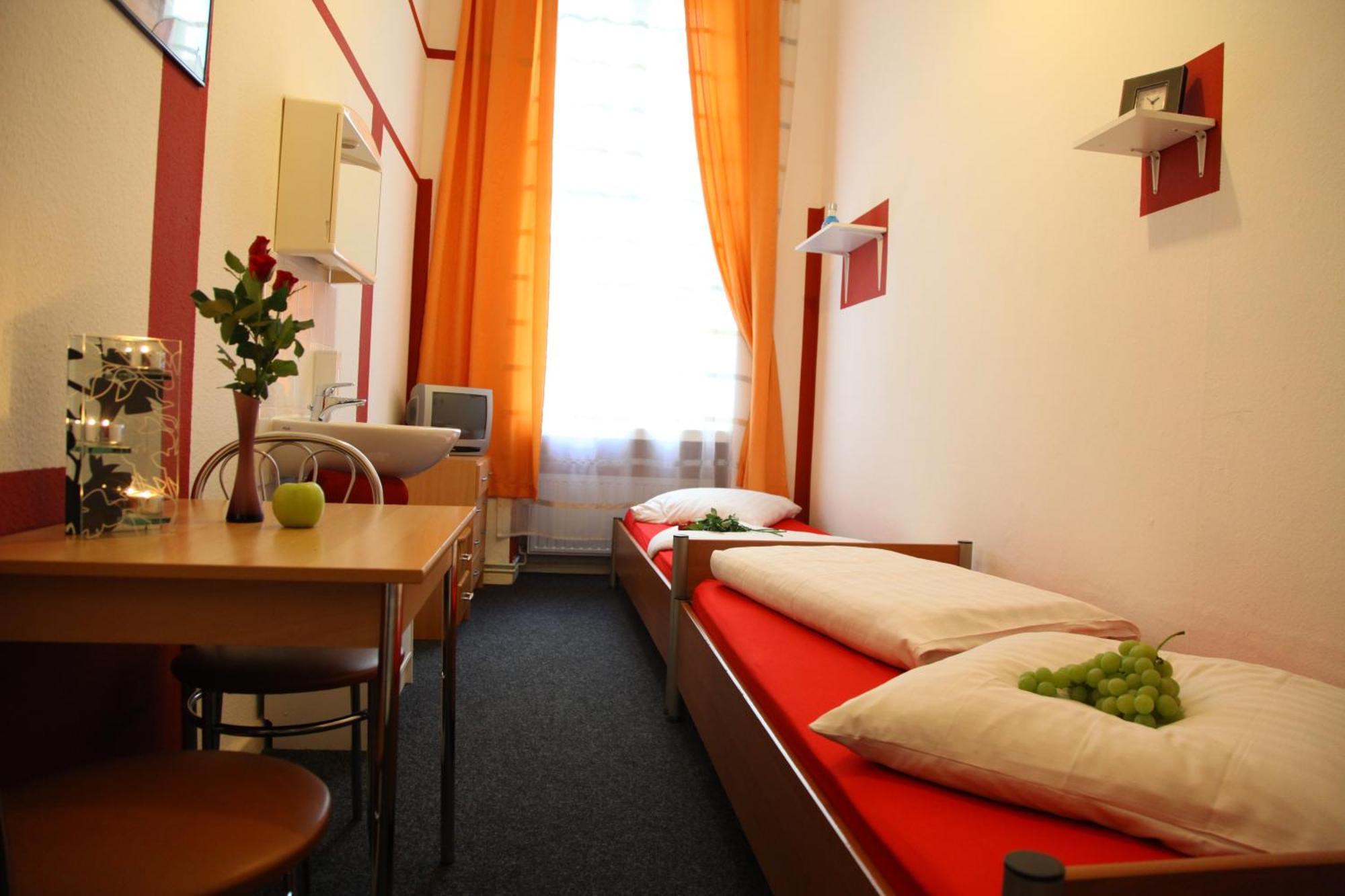 Hotel Pension Insor Berlin Exterior foto