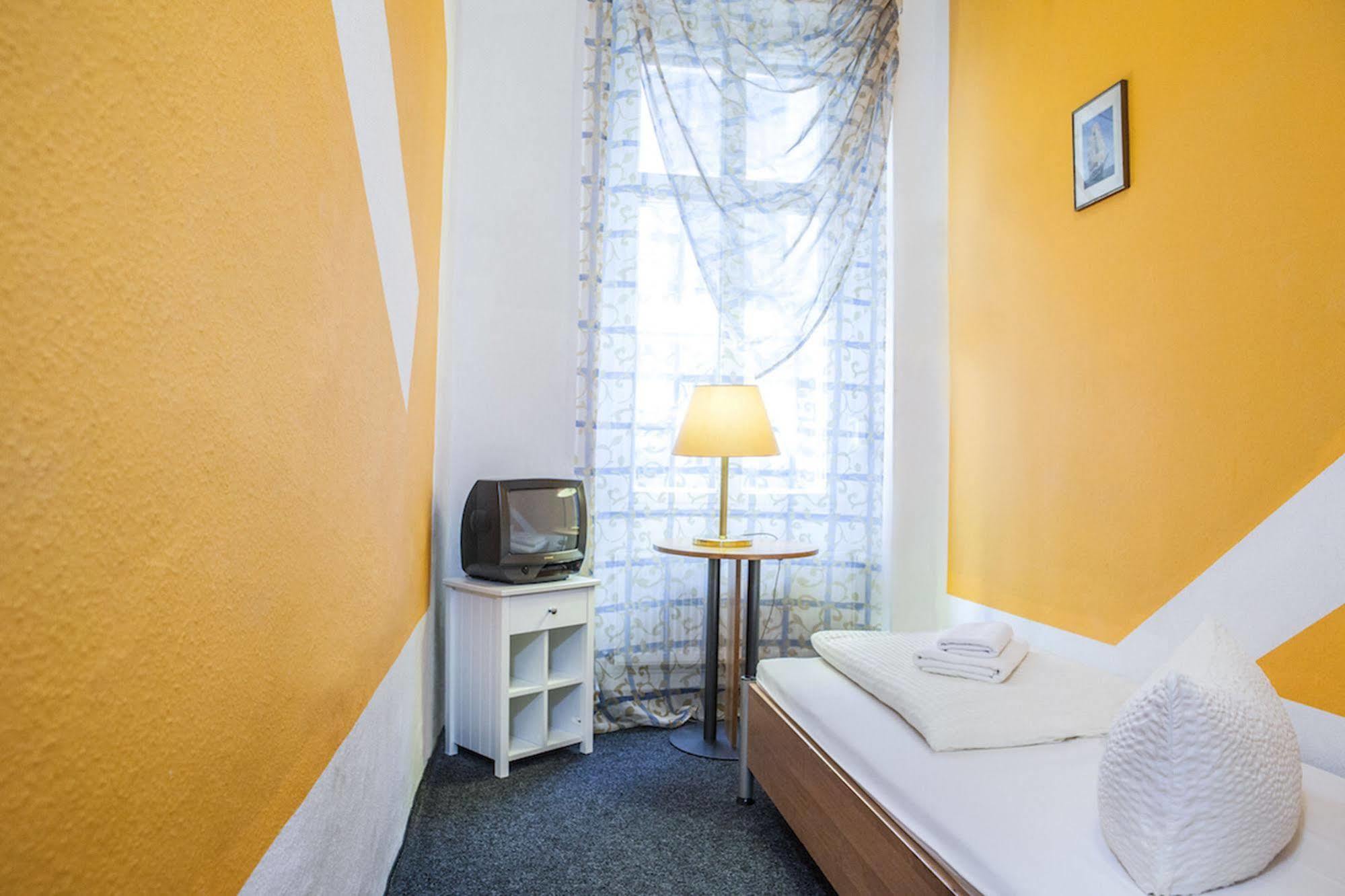 Hotel Pension Insor Berlin Exterior foto